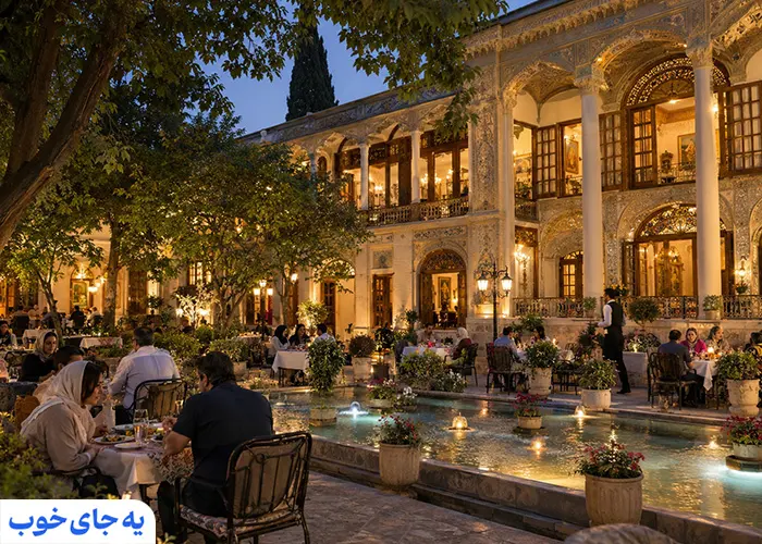 در رستوران های شیراز چه غذایی امتحان کنیم؟ در رستوران های شیراز چه غذایی امتحان کنیم؟
